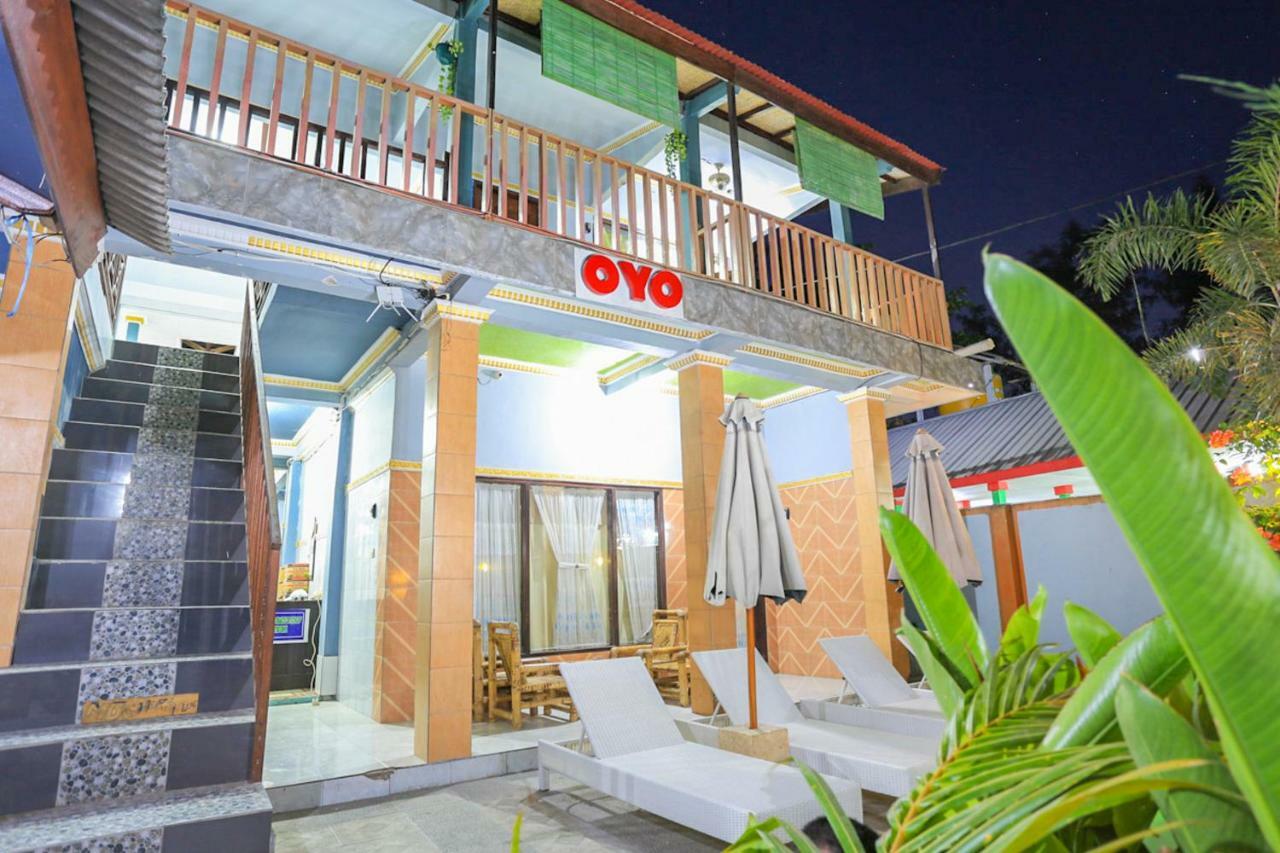 Oyo1322门塔里家庭旅馆 吉利特拉旺安 外观 照片